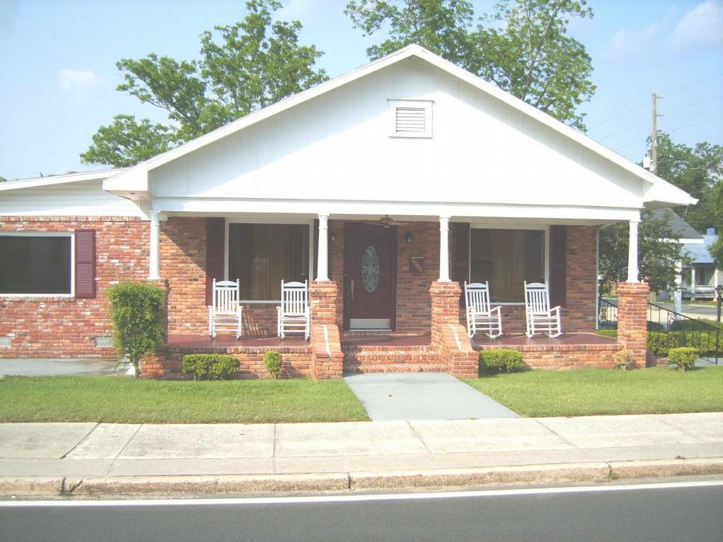 Perry Brothers Funeral Home Waycross GA 31501 8776714879